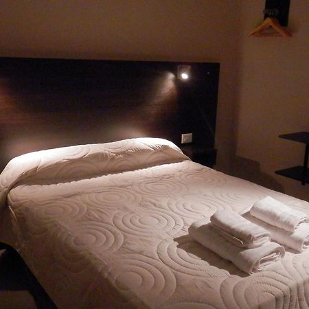 Complejo Las Rosas Apartment Villa Allende Phòng bức ảnh